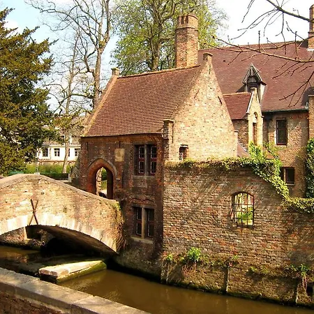 Nuit Blanche Vendégház Brugge